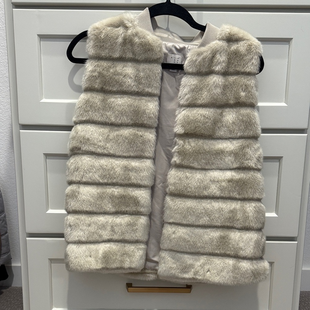 Faux Fur Vest in Cream